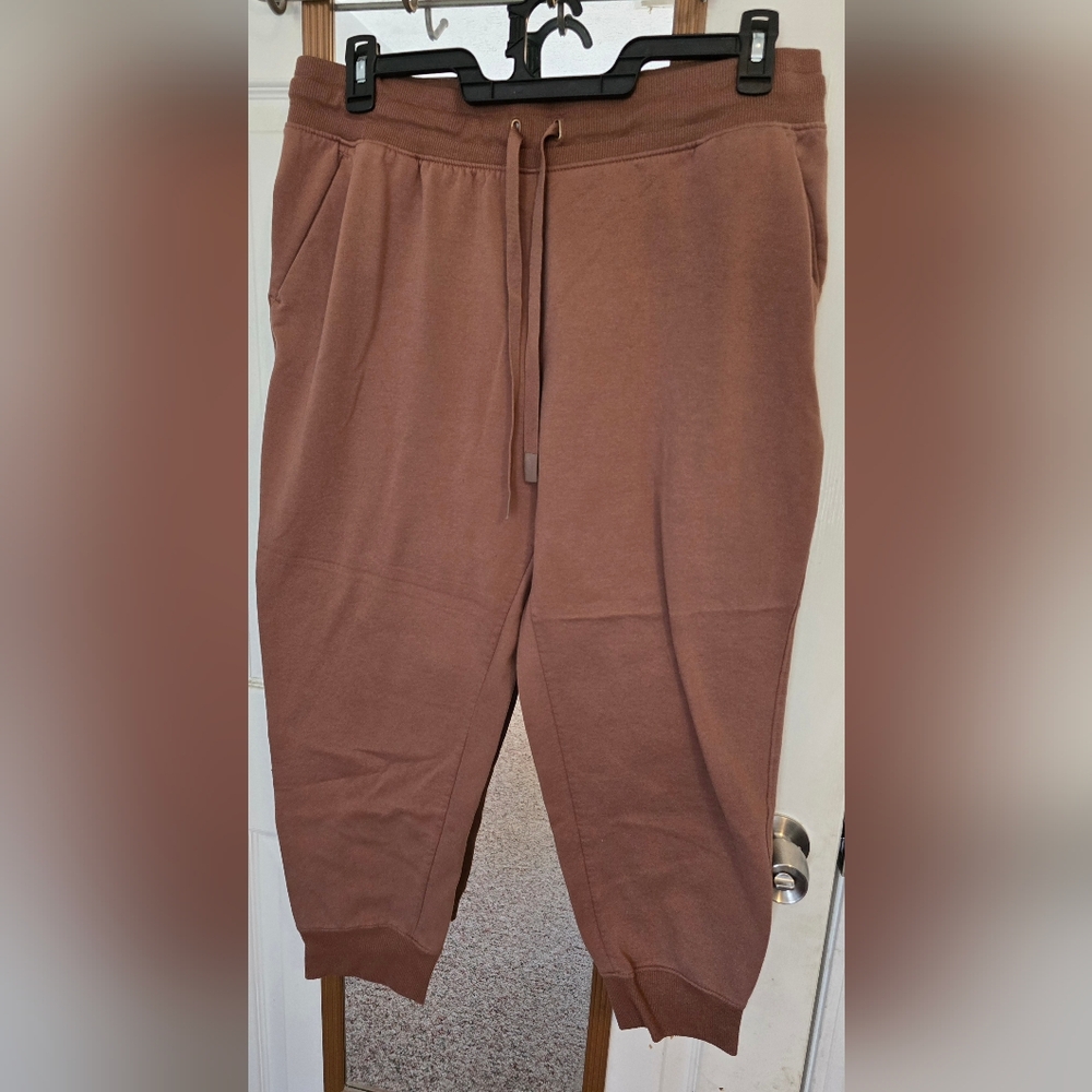 Women's joggers